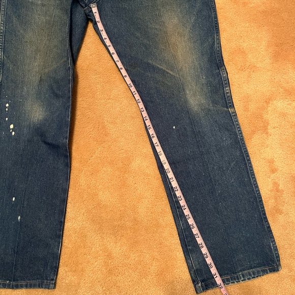 Wrangler Jeans - Picture 2 of 11